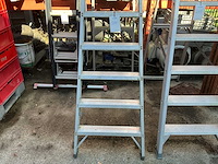Ladder en trap - afbeelding 1 van  3