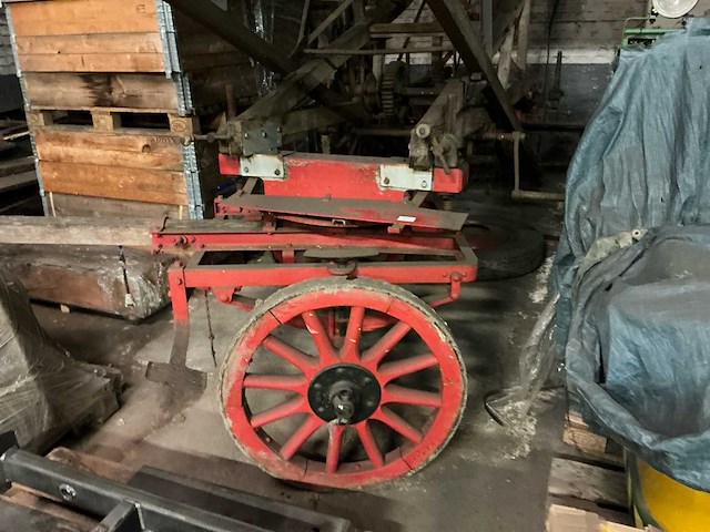 Ladder wagen 19de eeuws - afbeelding 2 van  3