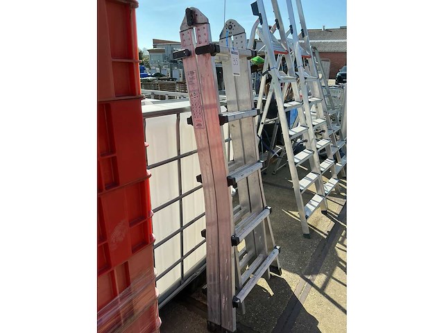 Ladder - afbeelding 2 van  3