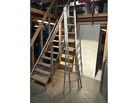 Ladder - afbeelding 1 van  3