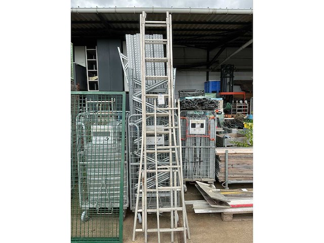 Ladder - afbeelding 2 van  2