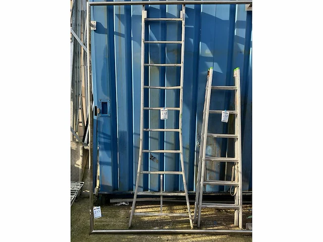 Ladder - afbeelding 2 van  2