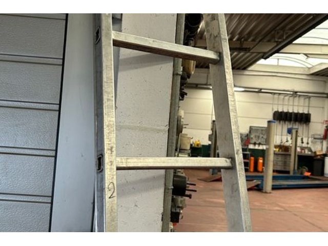 Ladder - afbeelding 2 van  3