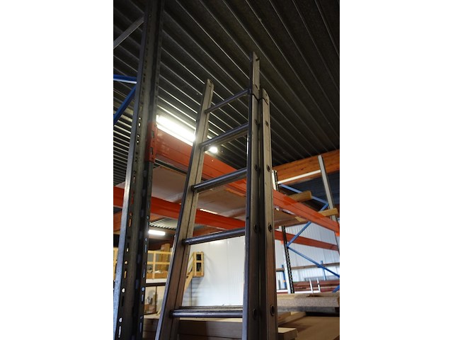 Ladder - afbeelding 3 van  3
