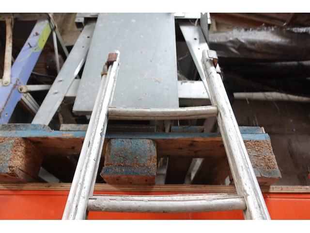 Ladder - afbeelding 3 van  3