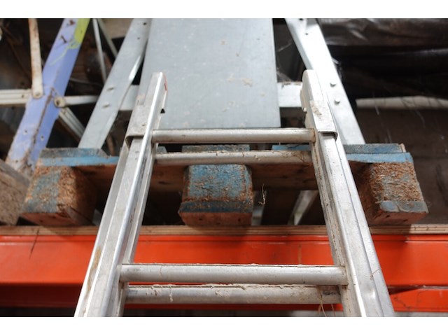 Ladder - afbeelding 3 van  3