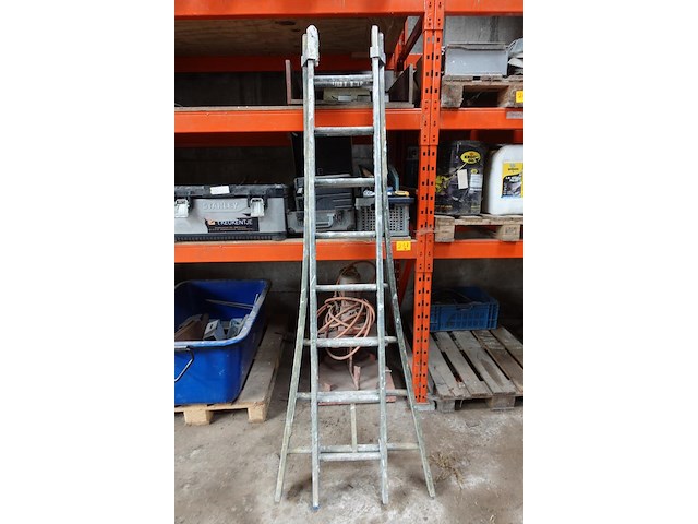 Ladder - afbeelding 1 van  3
