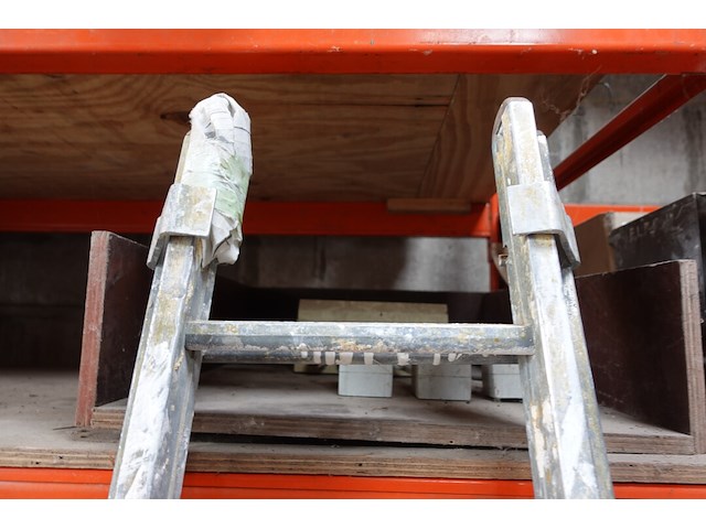 Ladder - afbeelding 3 van  3