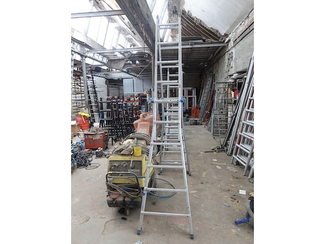 Ladder - afbeelding 2 van  2