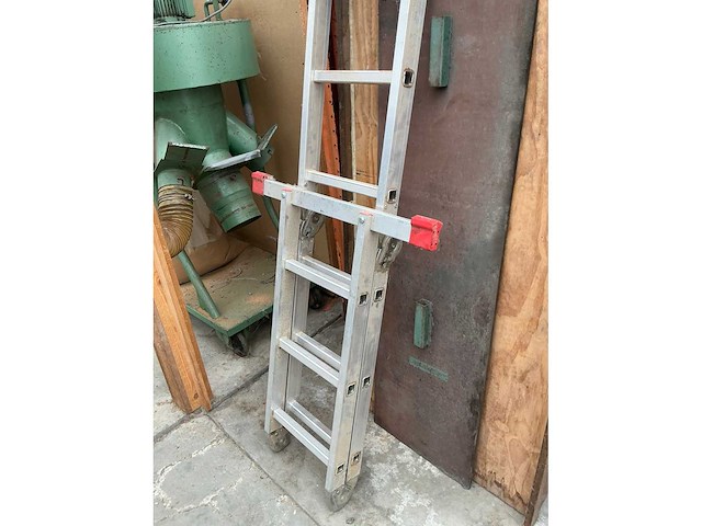 Ladder - afbeelding 2 van  3
