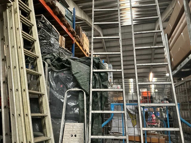 Ladder - afbeelding 3 van  4