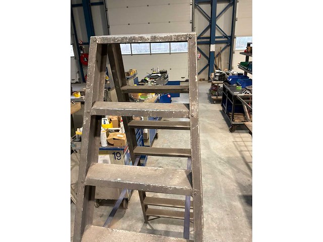 Ladder - afbeelding 4 van  4