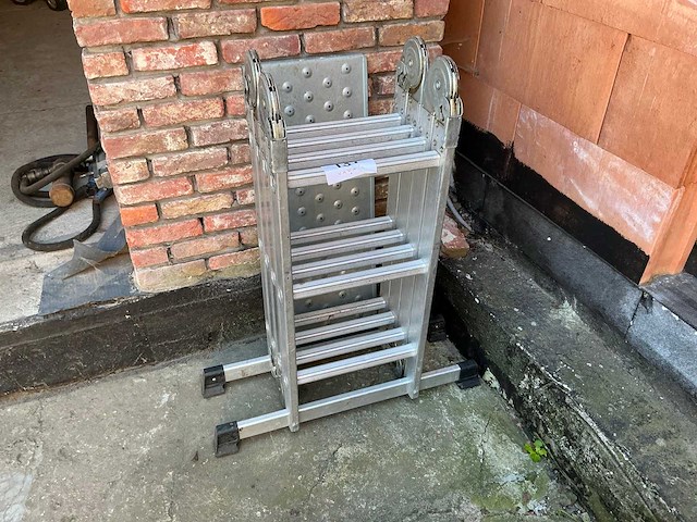 Ladder - afbeelding 1 van  3