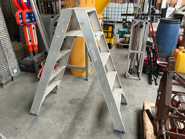 Ladder - afbeelding 1 van  3
