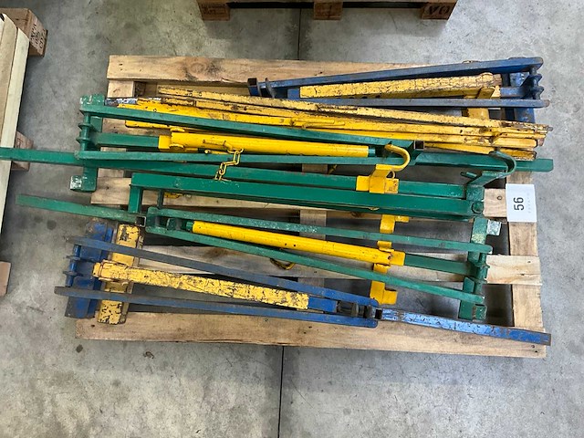 Ladderhaken en verbreding (9x) - afbeelding 1 van  4