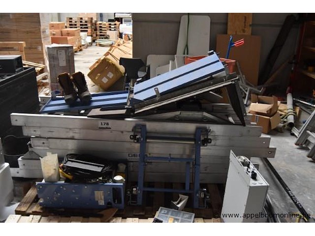 Ladderlift, geda, lift 250 comfort, 230v, 1.3kw, werking niet gekend - afbeelding 1 van  2