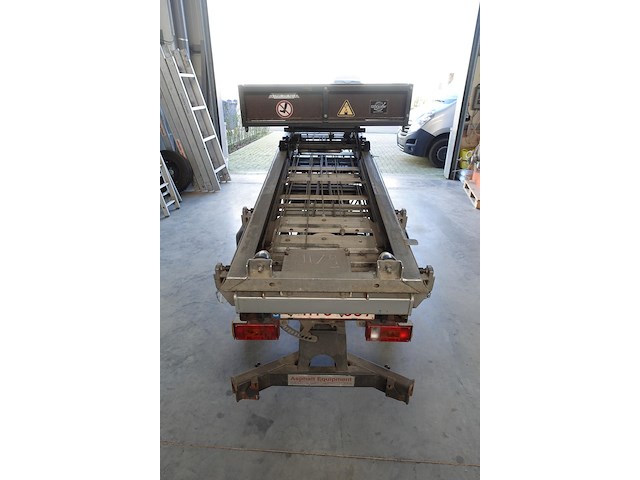 Ladderlift op aanhangwagen böcker - afbeelding 10 van  16