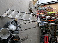 Ladders, bassins, elektrische verlengingen, balans van afvoerleidingen - afbeelding 1 van  8