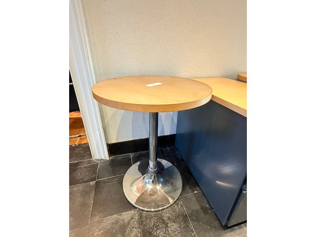 Ladekast + 2x bijzettafel - afbeelding 2 van  4