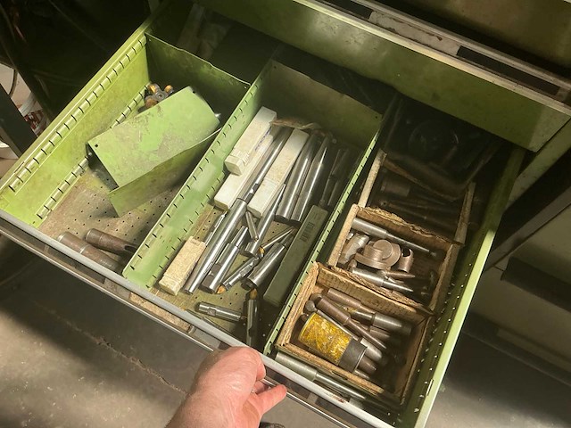 Ladekast met tools (2x) - afbeelding 2 van  20