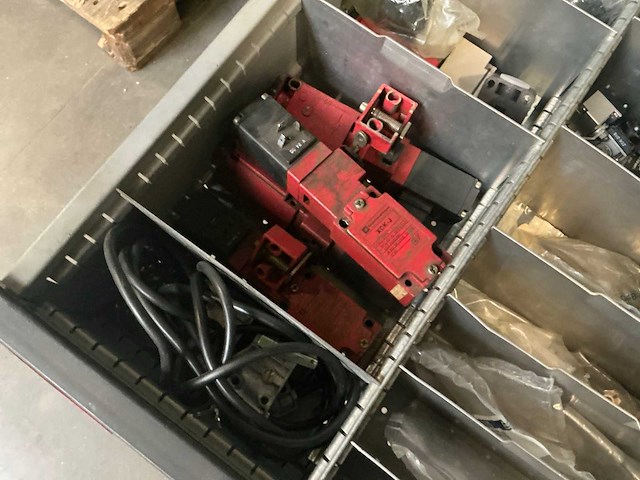 Ladekast - afbeelding 2 van  21