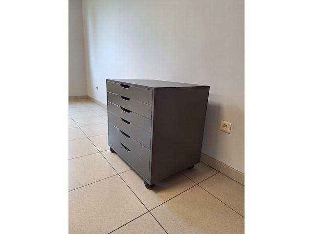 Ladenblok, op wieltjes - afbeelding 1 van  2