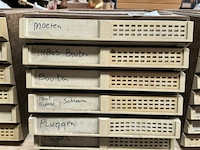 Ladenbox gevuld - afbeelding 1 van  8