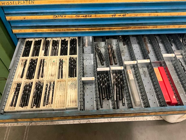 Ladenkast met divers materiaal (13 laden) - afbeelding 4 van  8