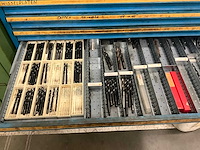 Ladenkast met divers materiaal (13 laden) - afbeelding 4 van  8
