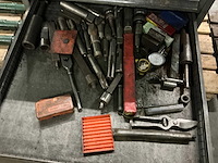 Ladenkast met inhoud - afbeelding 12 van  12