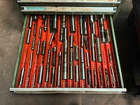 Ladenkast met tools - afbeelding 4 van  14