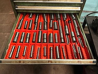 Ladenkast met tools - afbeelding 10 van  14