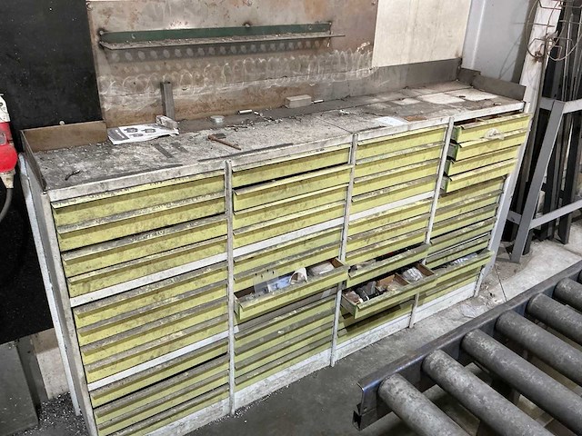 Ladenkast - afbeelding 1 van  12