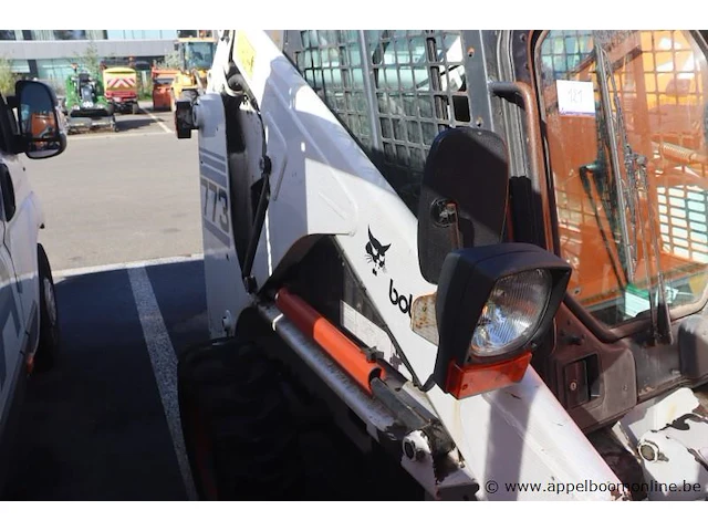 Lader bobcat 773, bj 1999, serie nr 509617402, compleet met veeginrichting, knik-graafbak, graafbak en vork - afbeelding 10 van  16