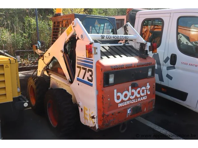 Lader bobcat 773, bj 1999, serie nr 509617402, compleet met veeginrichting, knik-graafbak, graafbak en vork - afbeelding 11 van  16