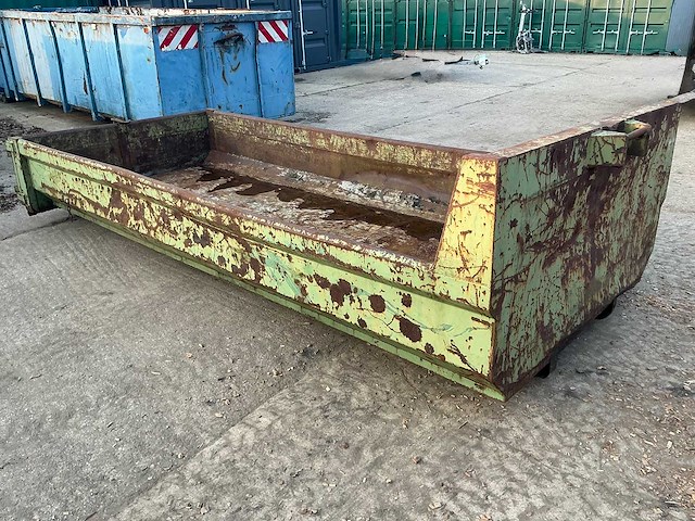 Lage groene container - waste container - afbeelding 3 van  5