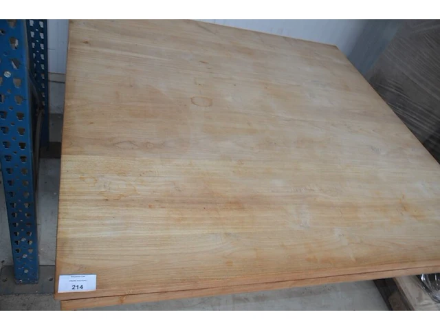 Lage vierkantige natuurkleur houten tafel afm. 140x140cm - afbeelding 6 van  6