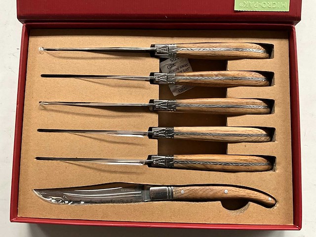 Laguiole steakmessen set 6-delig - afbeelding 3 van  7