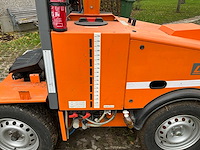 Lama-d onkruidverdelmachine met systeem van isoweed - afbeelding 19 van  52