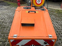 Lama-d onkruidverdelmachine met systeem van isoweed - afbeelding 25 van  52