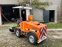 Lama-d onkruidverdelmachine met systeem van isoweed - afbeelding 23 van  52