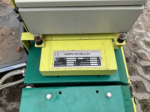 Lama-d onkruidverdelmachine met systeem van isoweed - afbeelding 52 van  52