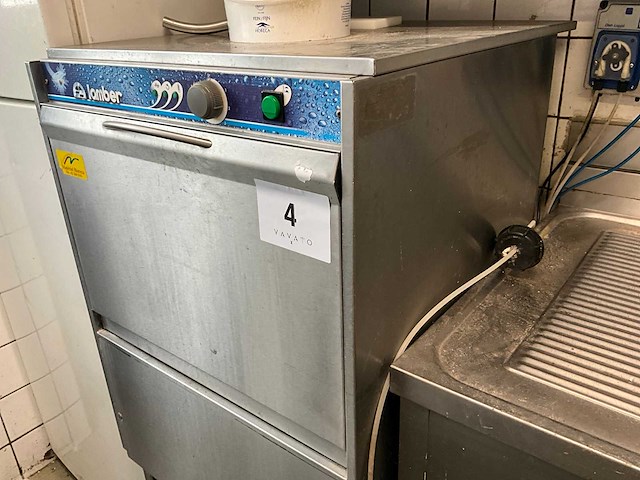 Lamber f85 korvenvaatwasmachine - afbeelding 1 van  6