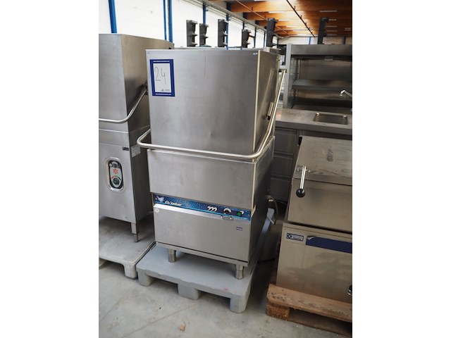 Lamber - afbeelding 1 van  10