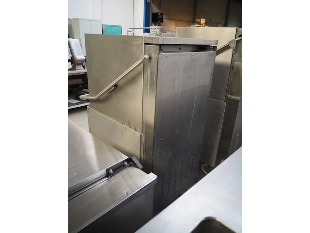 Lamber - afbeelding 3 van  10