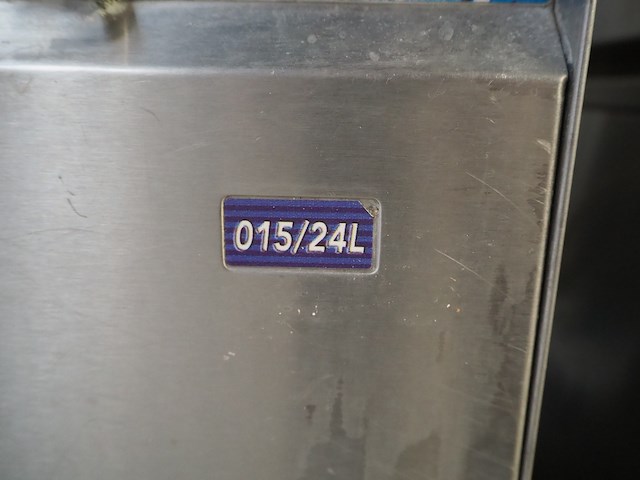 Lamber - afbeelding 9 van  10