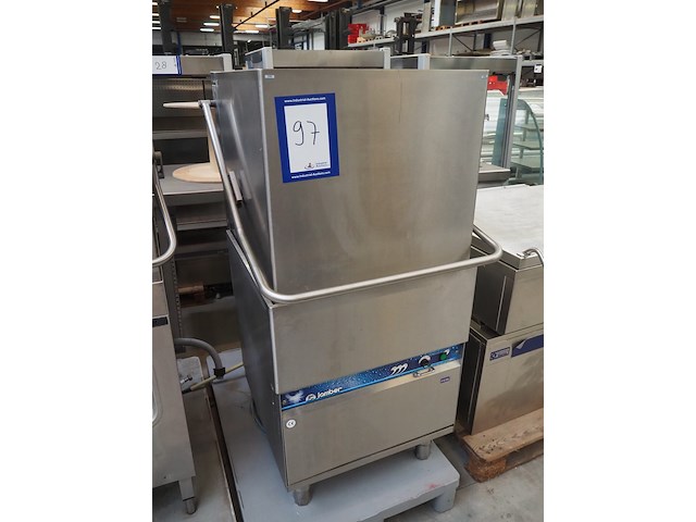 Lamber - afbeelding 2 van  6