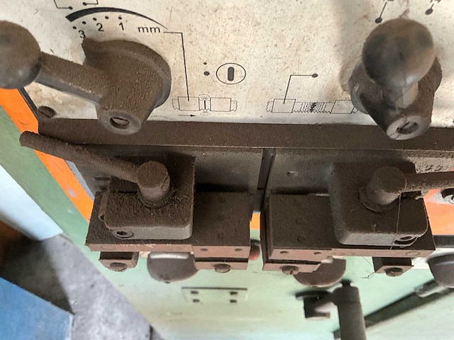 Lambers bs0-25 verticale platenzaag - afbeelding 9 van  18