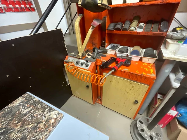 Lambert professioneel schoenmakermachine leerlooierapparatuur - afbeelding 4 van  8
