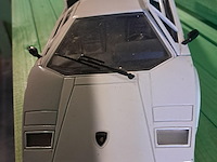 Lamborghini auto - afbeelding 3 van  4